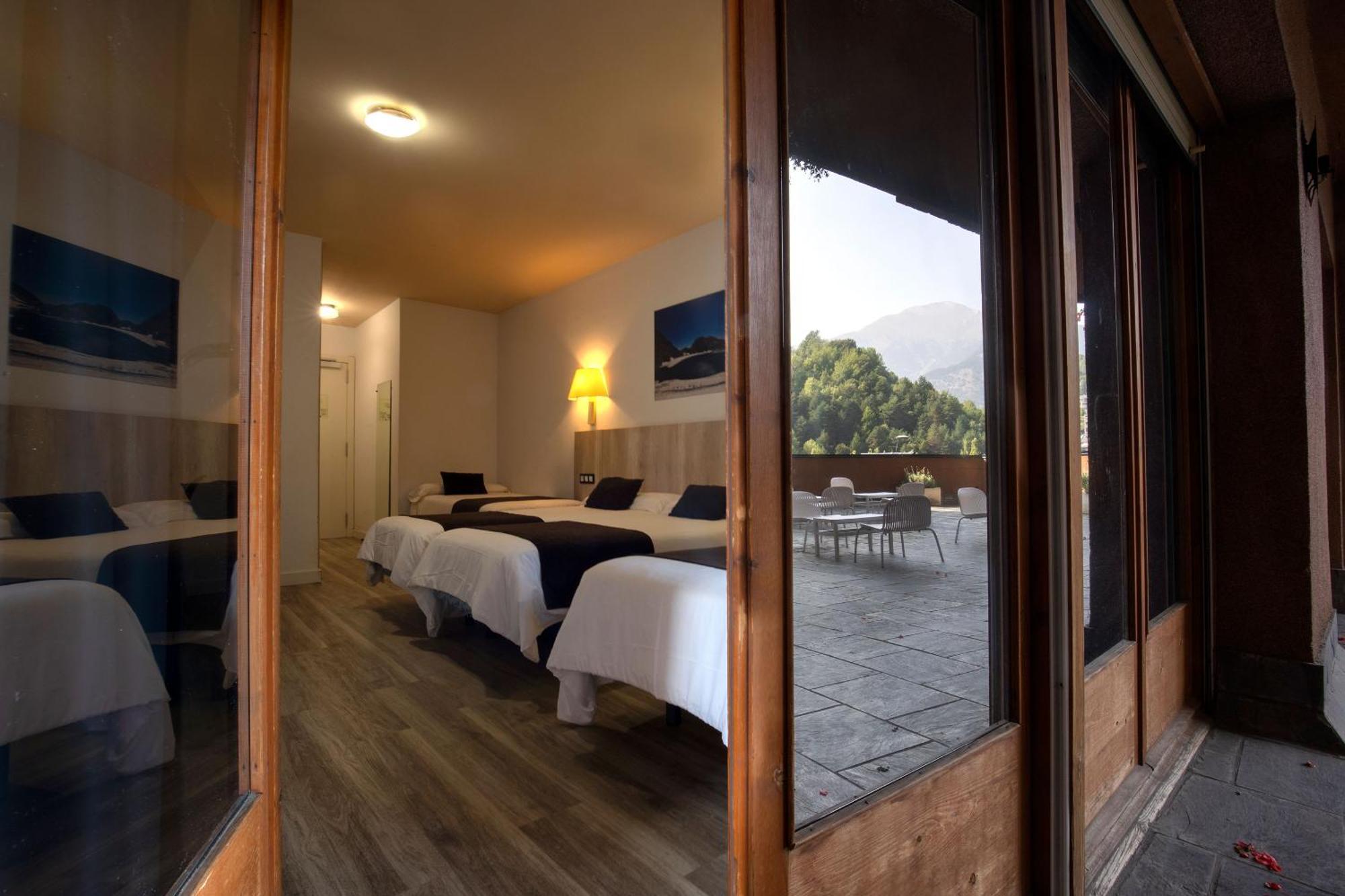 Hotel Marco Polo La Massana Exterior photo